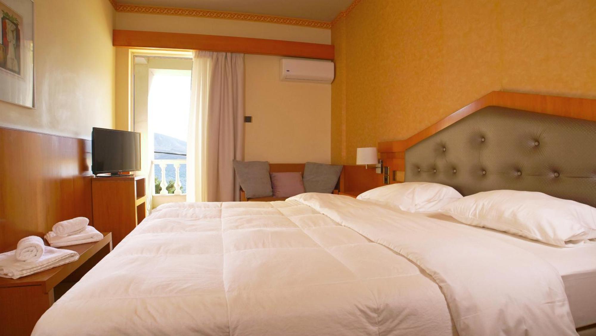 Antikyra Beach Hotel Pokoj fotografie